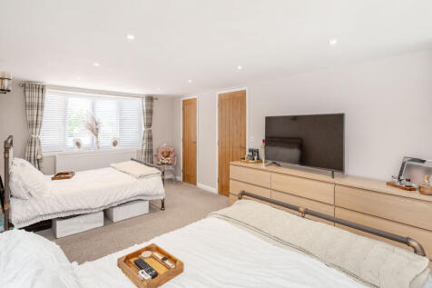 guest bedroom b