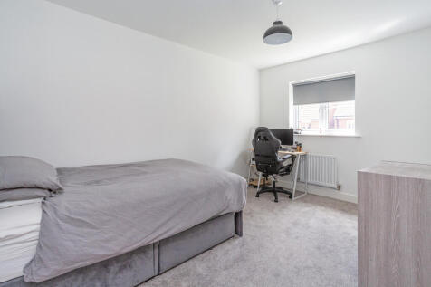 bedroom 2b