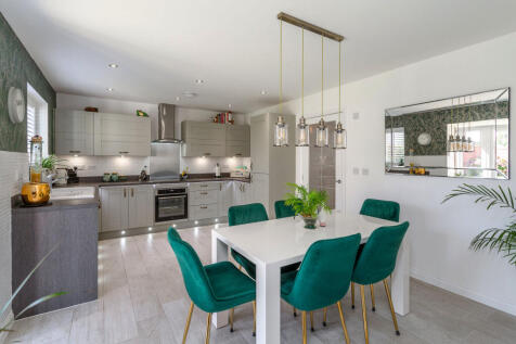 kitchen/dining room a