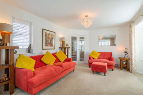 lounge b