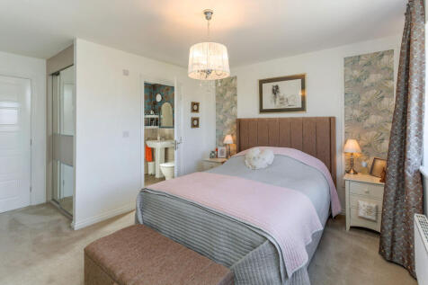 bedroom 1a