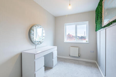 bedroom4