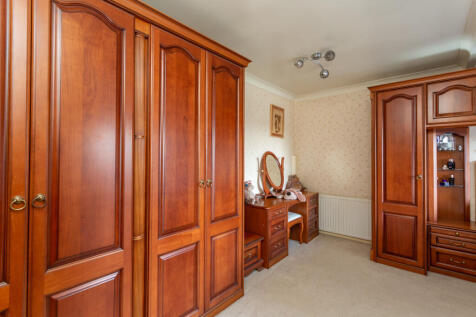 bedroom1c