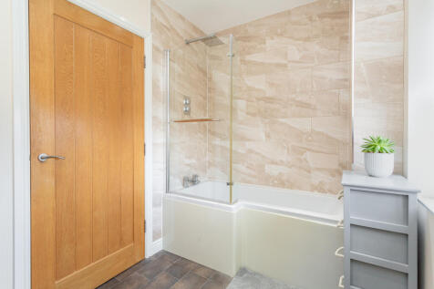 bathroom 1a