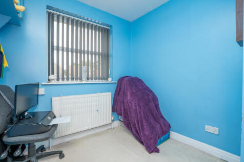 48oldfarmway1