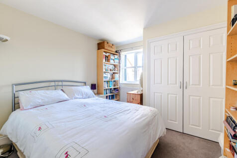bedroom2