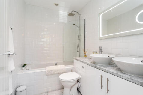 Master Ensuite