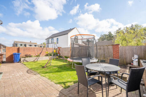 1lowfieldroad21