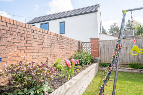 1lowfieldroad23