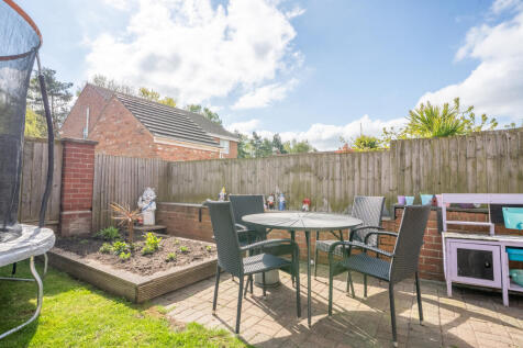 1lowfieldroad24