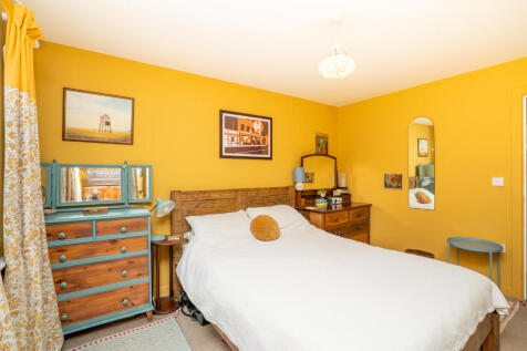 bedroom1