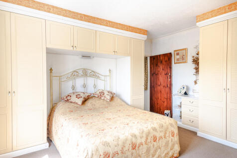 bedroom2b
