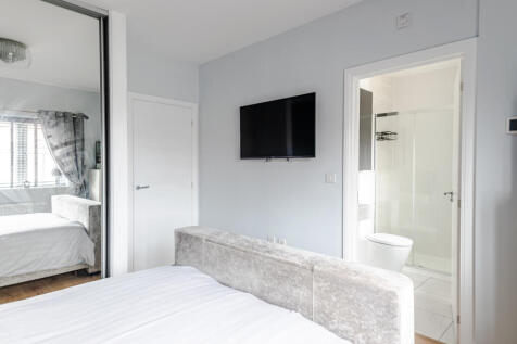 bedroom1b