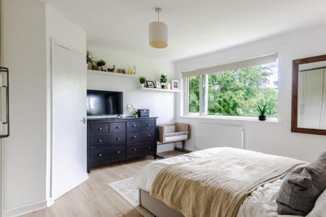bedroom1a