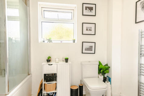 bathroom1