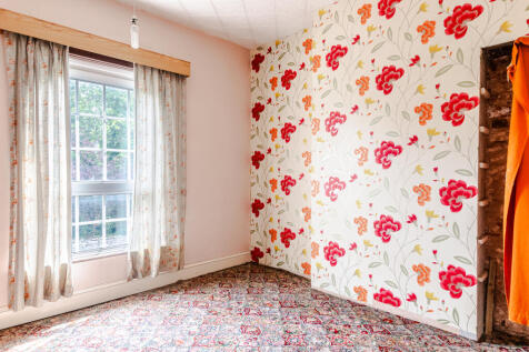 bedroom1
