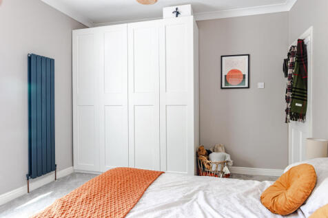bedroom1c