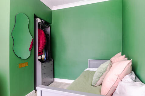 bedroom2b