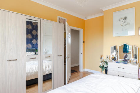 bedroom1b