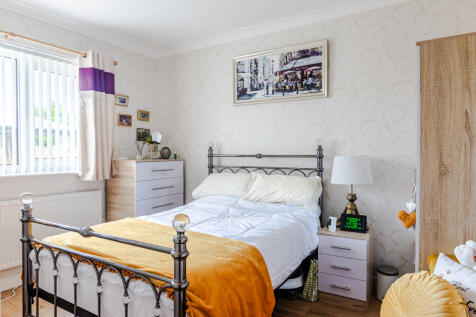 bedroom2a