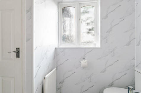 bathroom1b