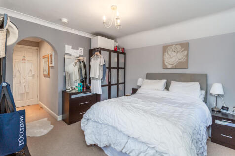 bedroom2c