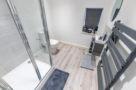 Bedroom 3 Ensuite