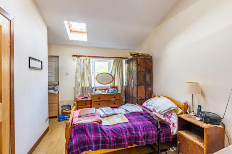 bedroom1