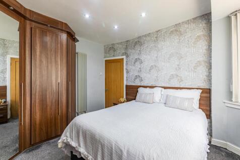 bedroom1a