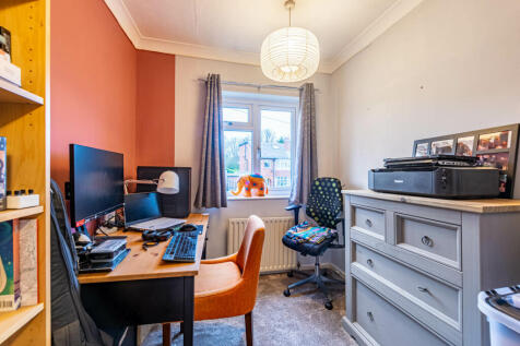 bedroom3