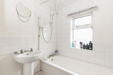 firstfloorbathroom