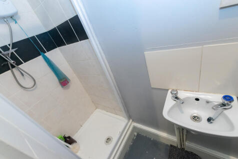 groundfloorensuite1