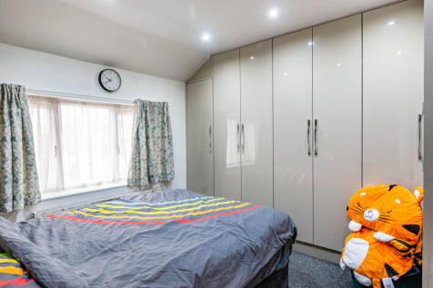bedroom2