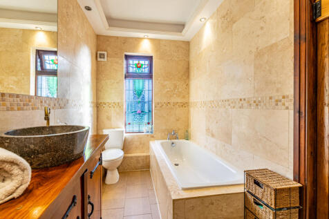 bathroom1