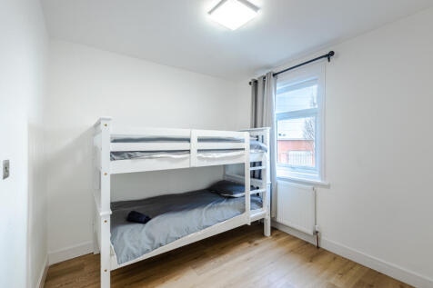 bedroom3