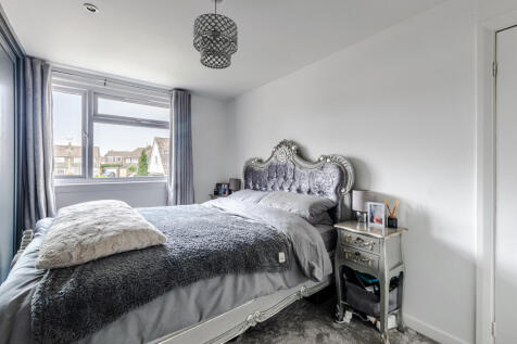 bedroom1b