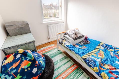 bedroom3