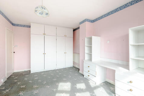 bedroom2b