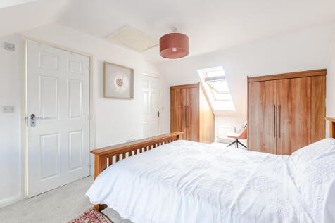 bedroom4b