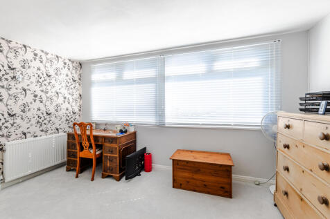 bedroom3c