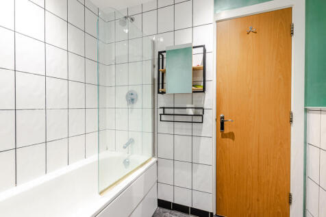 bathroom2