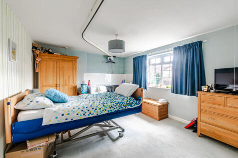 bedroom1a