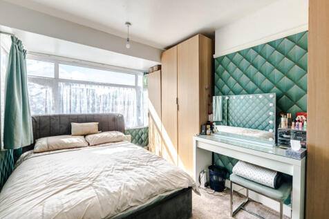 bedroom1