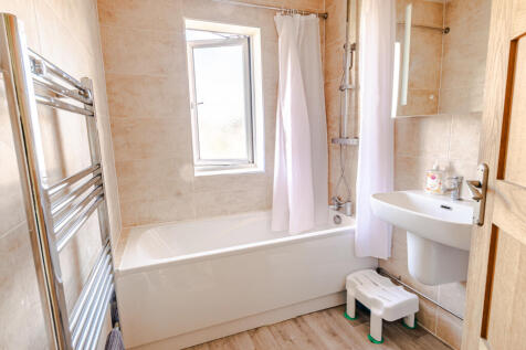 bathroom1