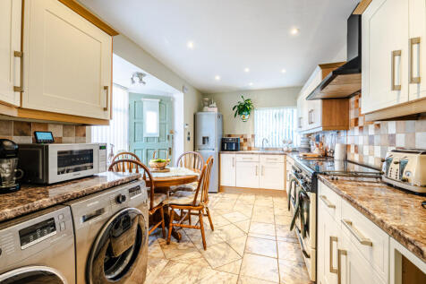 kitchen1