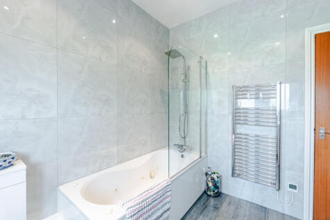 bathroom2