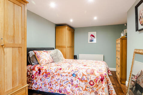 bedroom1b