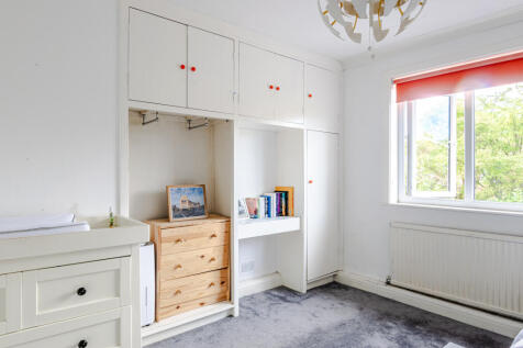 bedroom2b