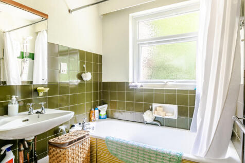bathroom1