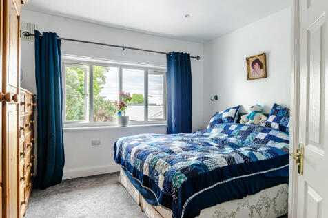 bedroom2a